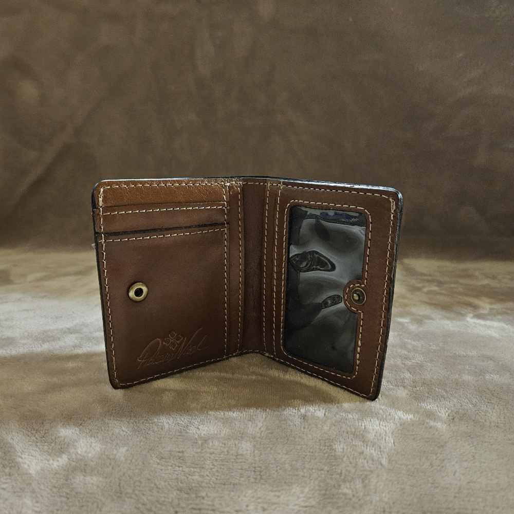 (2) Brown Patricia Nash Leather Bifold Wallets - Picture 10 of 12